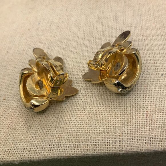 Joan Collins Vintage Silver & Gold tone w/Clear Crystals Clipped Earrings - Picture 4 of 5